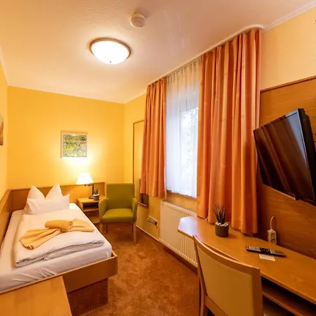 Zum Steinhof Guest house
