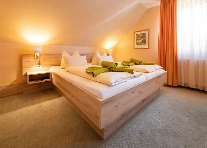 Zum Steinhof Gasthof 3*
